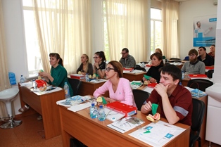 Клампы для коффердам проба установки на моделях зубов IMG_3661.jpg