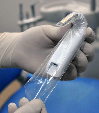 Аппарат для интраоральной подсветки со встроенной системой аспирации "eBite"(полный комплект) Аппарат для интраоральной подсветки со встроенной системой аспирации "eBite"(полный комплект)